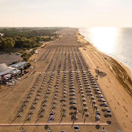 Apartman Convenient Flat Close To The Bibione