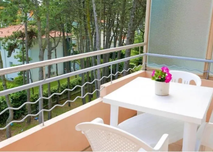 Appartement Convenient Flat Close To The *